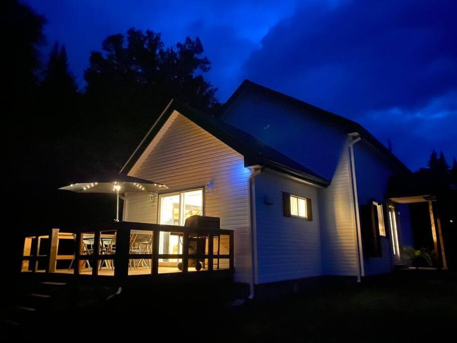 Le Jazz- Chalet Rustique/Chic Avec Spa Notre-Dame-Des-Bois Bagian luar foto